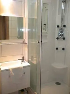 Ams Flats Apartment *