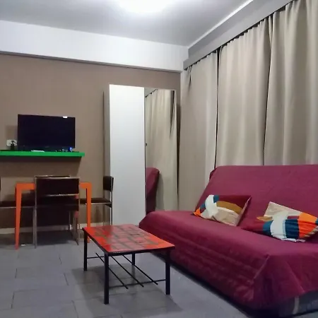 Ams Flats Apartment *